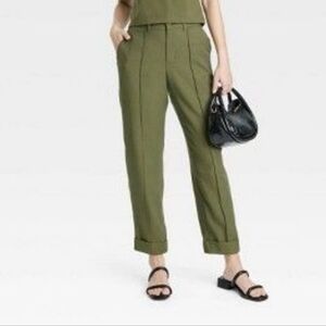 🎯 A  New Day  | Pin Tuck Ankle Cropped Trousers